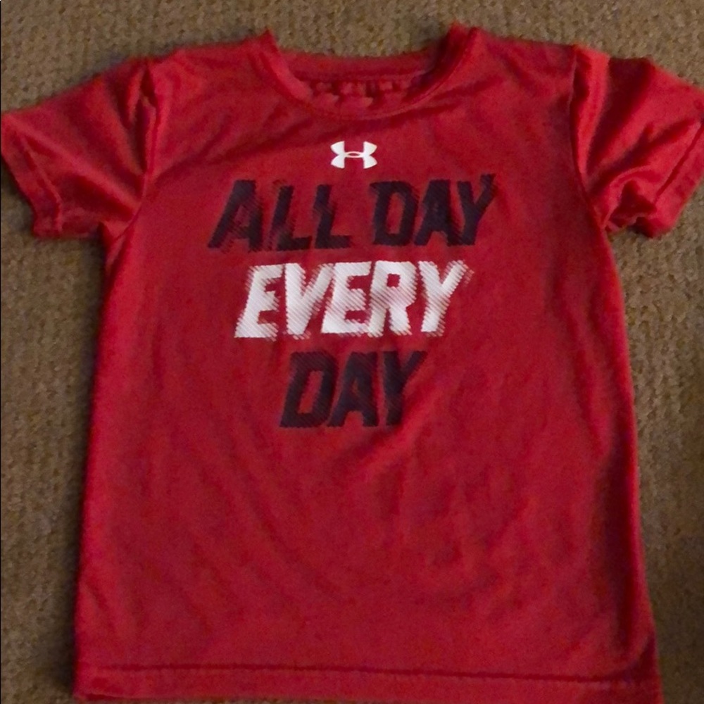 Bundle of under armour dry fit tees boys size 6